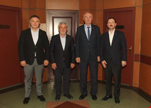 TRABZON TİCARET BORSASI MECLİS BAŞKANI YILMAZ KARADENİZ'E TEBRİK ZİYARETİ